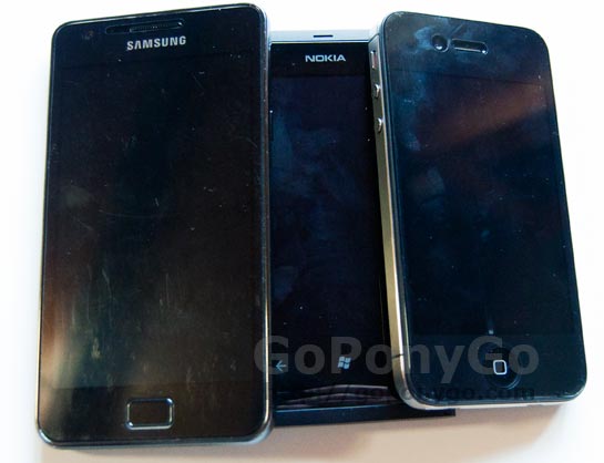 Comparativa entre el Nokia Lumia 800, Samsung Galaxy S2 y iPhone 4S