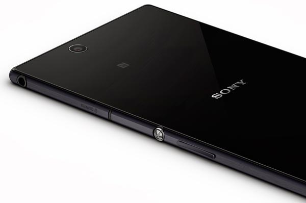 Sony presenta el phablet acuático: Sony Xperia Z Ultra